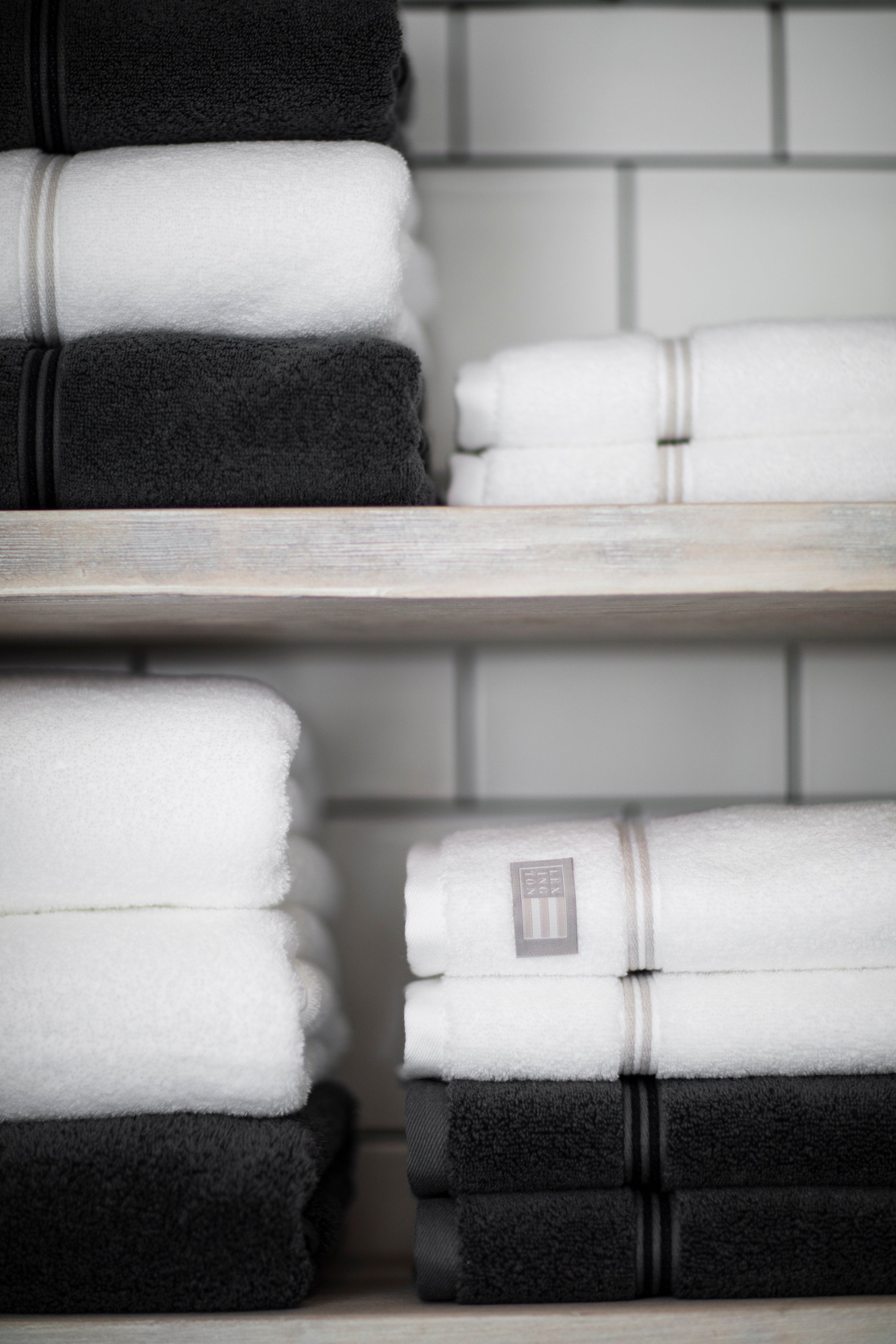 Lexington Hotel Towel White/Beige 30x50 cm
