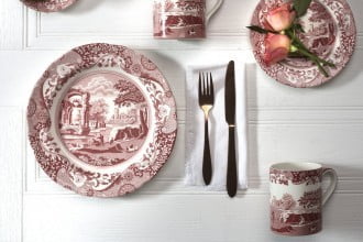Spode cranberry