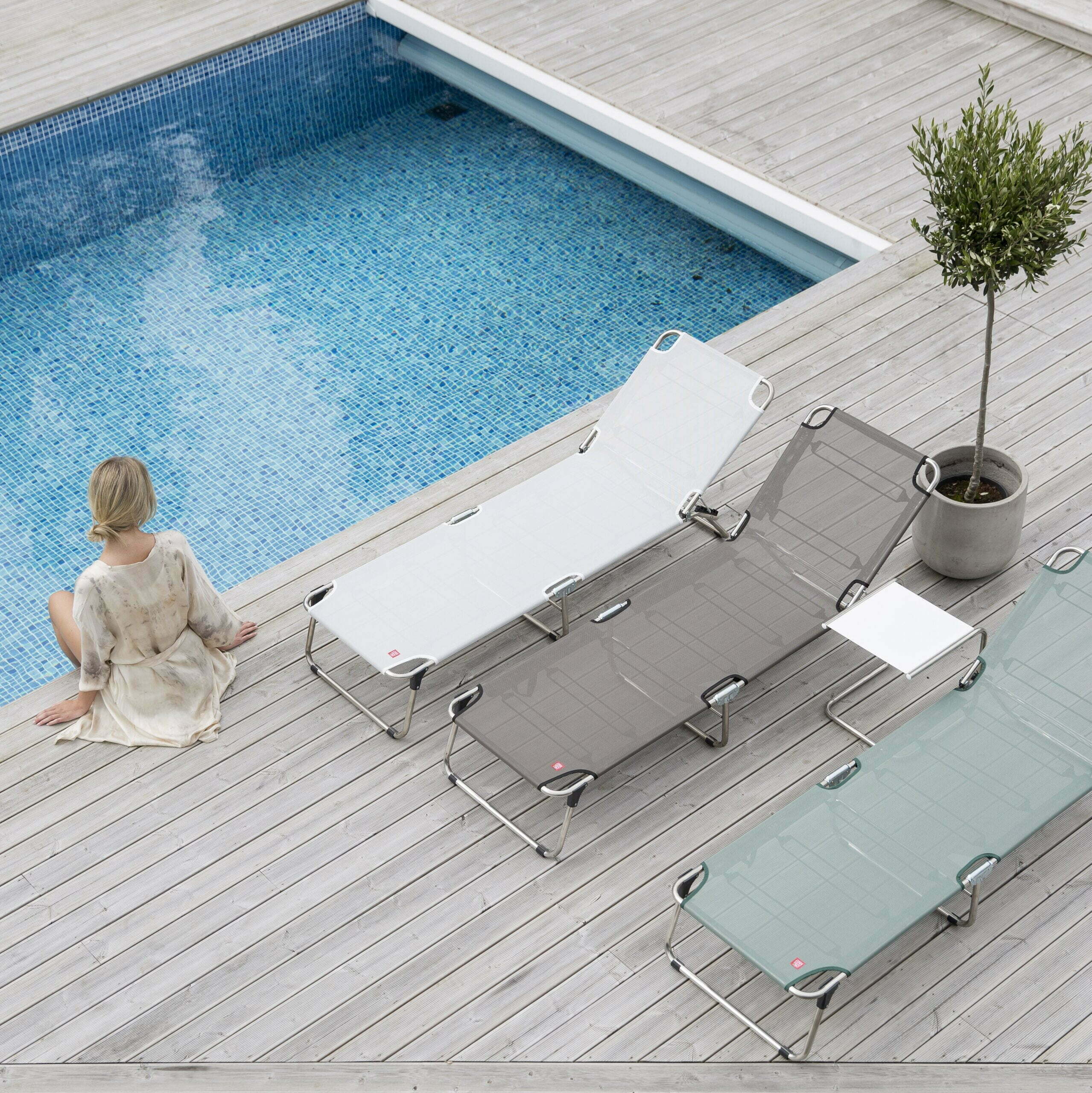 Fiam Solsäng Amigo Sage Green