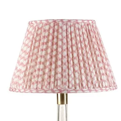 Fermoie lampskärm