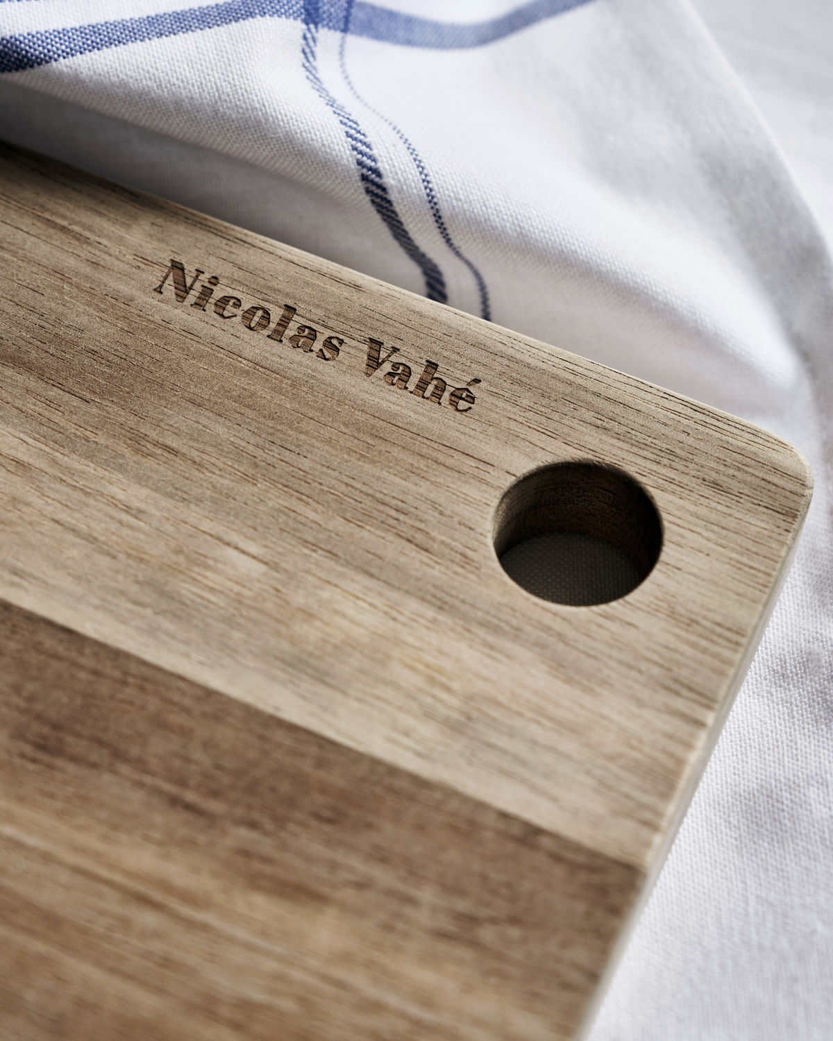 Nicolas Vahé Skärbräda Tapas