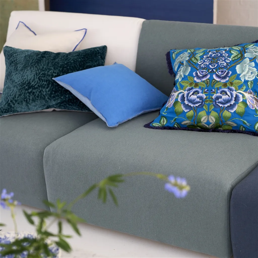 Designers Guild Kudde Brera Lino Cornflower & Lapis 45x45cm