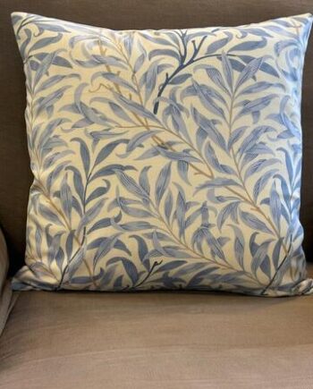 William Morris Kuddfodral Willow Bough China Blue