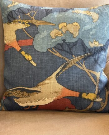 Mulberry Kuddfodral Flying Ducks Red/Blue